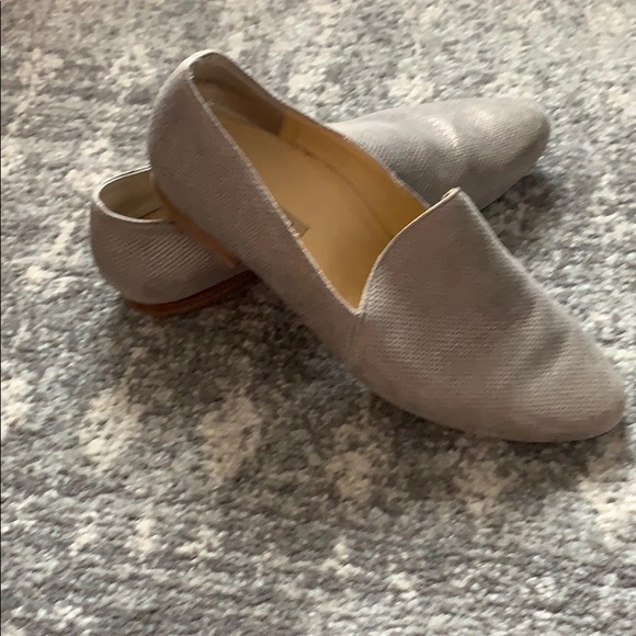 Flats - Picture 3 of 6